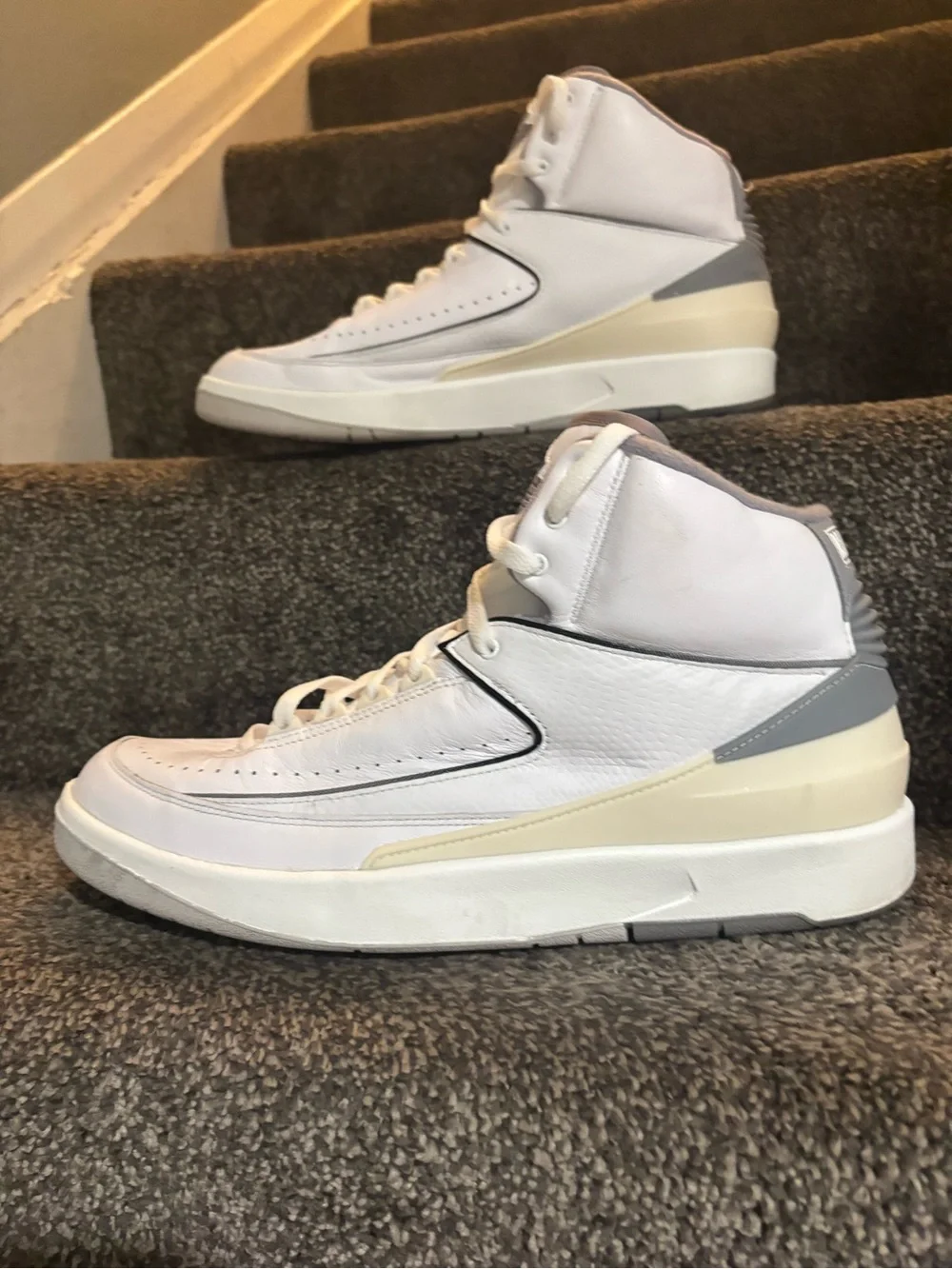 Air Jordan 2 Retro White Cement excellent conditions authentic